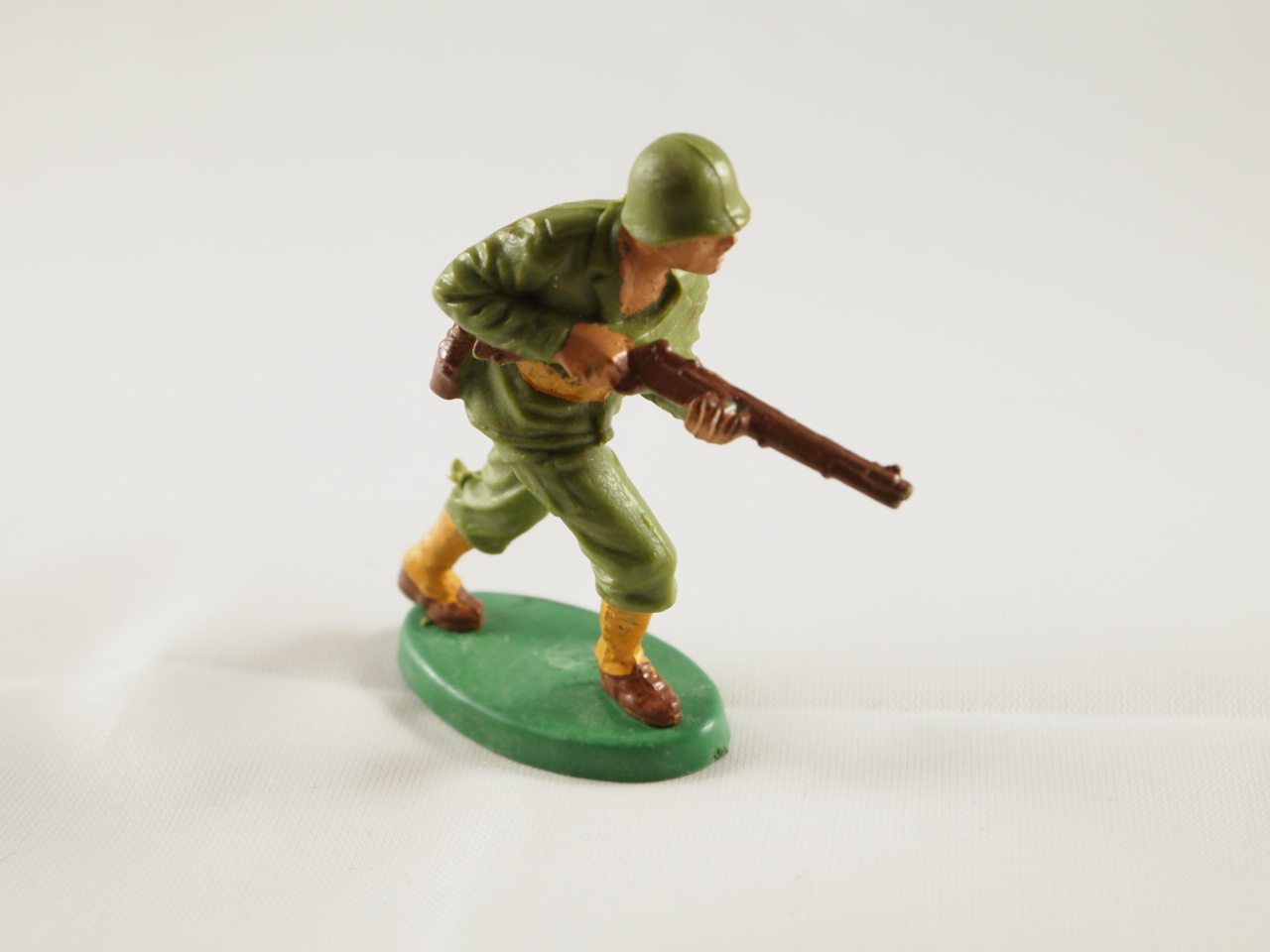 Britains - WWII American Soldier - Advancing With Rifle
